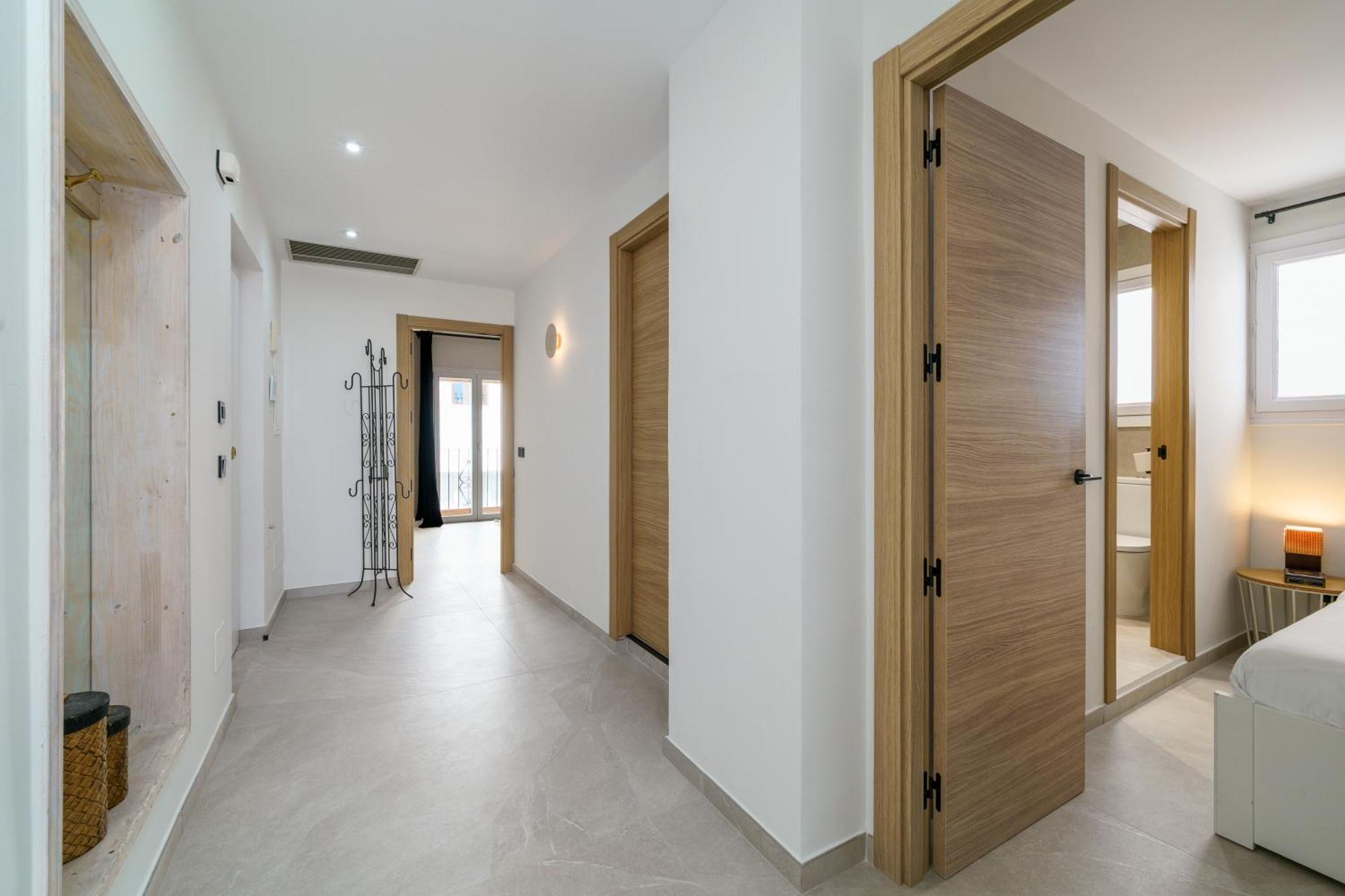 243-Fully Renovated-Puerto Banus Marbella Front Line Penthouse Appartement Buitenkant foto