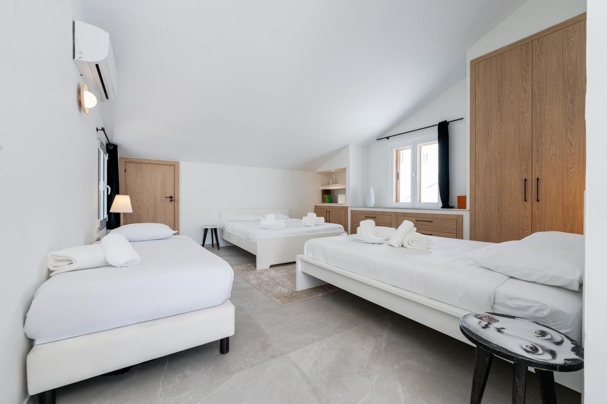243-Fully Renovated-Puerto Banus Marbella Front Line Penthouse Appartement Buitenkant foto