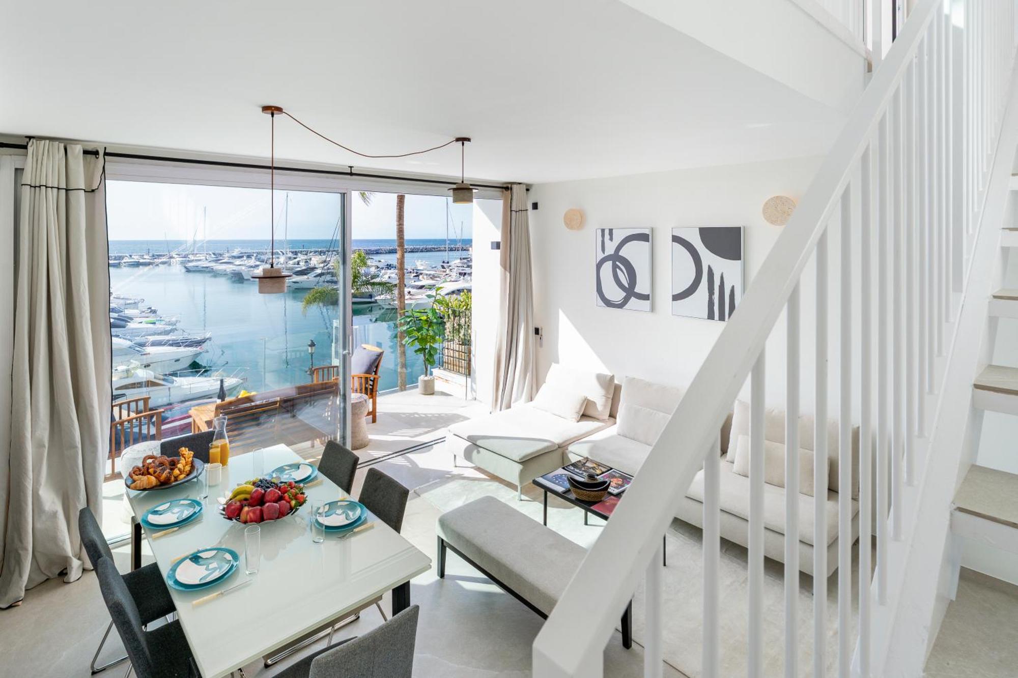 243-Fully Renovated-Puerto Banus Marbella Front Line Penthouse Appartement Buitenkant foto